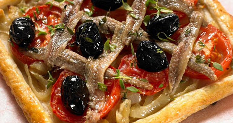 Pissaladiere with Tomatoes