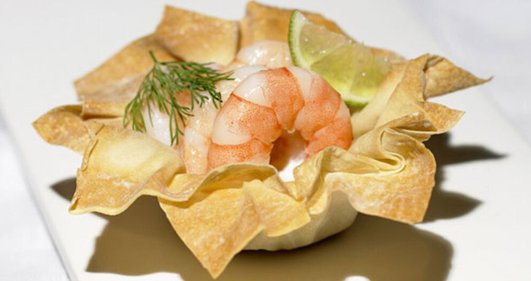 Prawns with Crème Fraiche Filo Tartlets