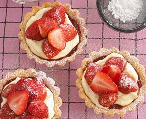Strawberry and Cream Tarts