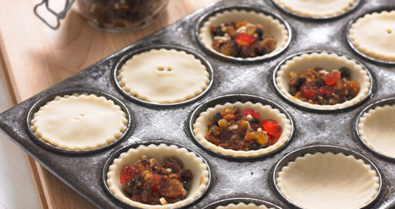 Traditional British Mince Pies Recipe