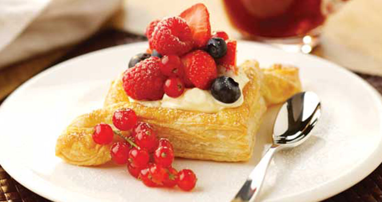 Twisted Corner Tartlets with Crème Fraiche and Berry Fruits