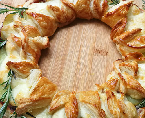 Taleggio, Rosemary and Potato Wreath